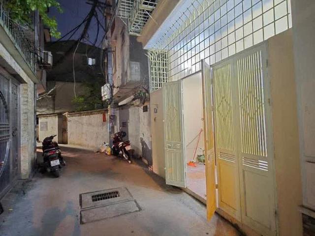 Nhà bán tại Hoàn Kiếm, Hà Nội