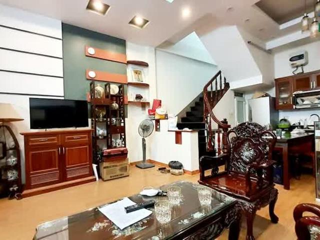 Nhà bán tại Hoàn Kiếm, Hà Nội