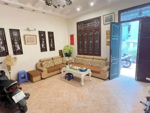 Nhà bán tại Hoàn Kiếm, Hà Nội
