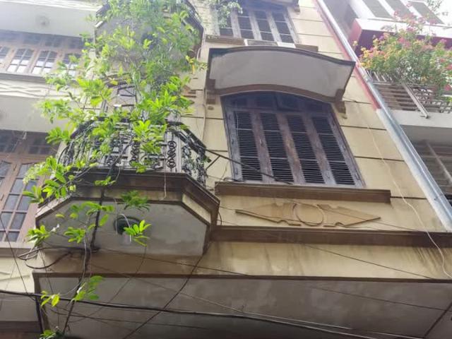 Nhà mặt phố bán tại Hoàn Kiếm, Hà Nội