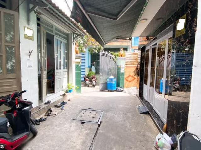 Nhà bán tại Khuôn viên UBND Thành phố Hồ Chí Minh, Thành phố Hồ Chí Minh