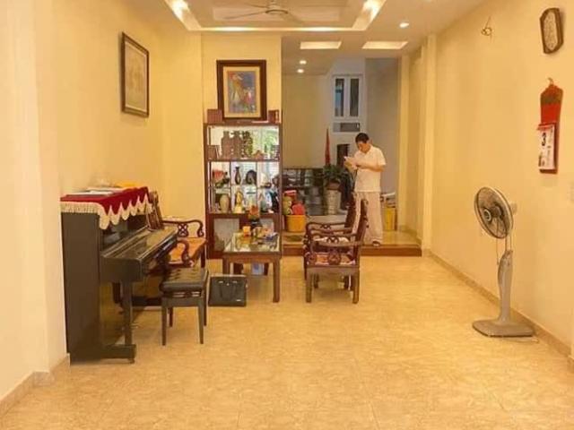 Nhà bán tại Hoàn Kiếm, Hà Nội