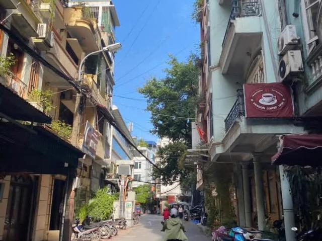 Nhà bán tại Hoàn Kiếm, Hà Nội