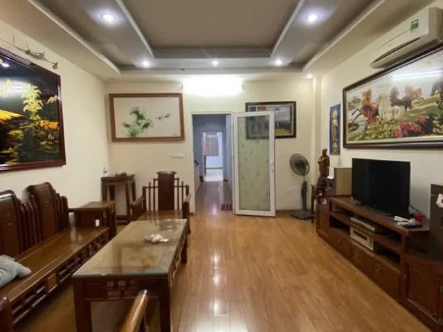Nhà mặt phố bán tại Hoàn Kiếm, Hà Nội