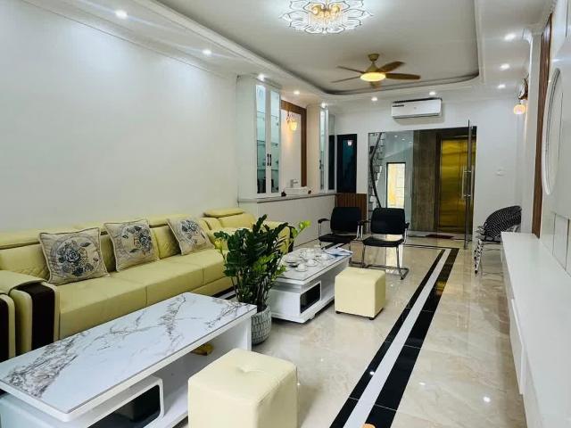 Nhà bán tại Hoàn Kiếm, Hà Nội