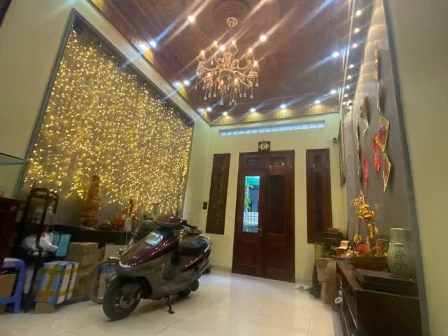 Nhà bán tại Hoàn Kiếm, Hà Nội