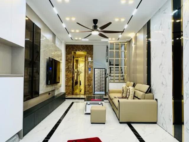 Nhà bán tại Hoàn Kiếm, Hà Nội