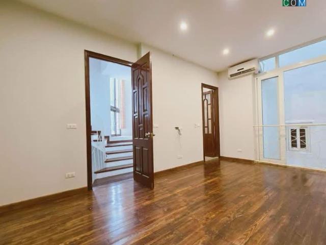 Nhà bán tại Hoàn Kiếm, Hà Nội