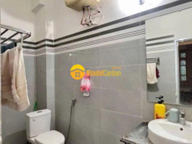 Nhà mặt phố bán