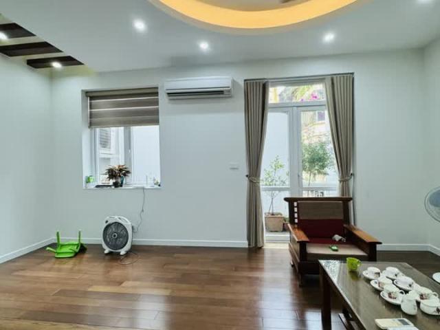 Nhà bán tại Hoàn Kiếm, Hà Nội