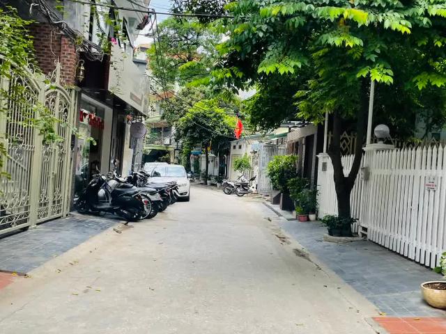 Nhà bán tại Hoàn Kiếm, Hà Nội