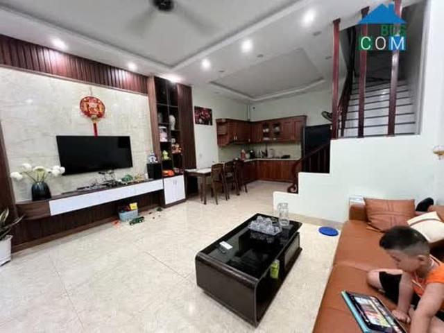 Nhà bán