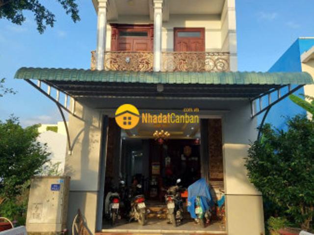 Nhà mặt phố bán
