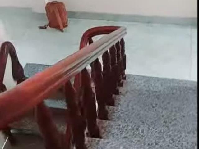 Nhà mặt phố bán