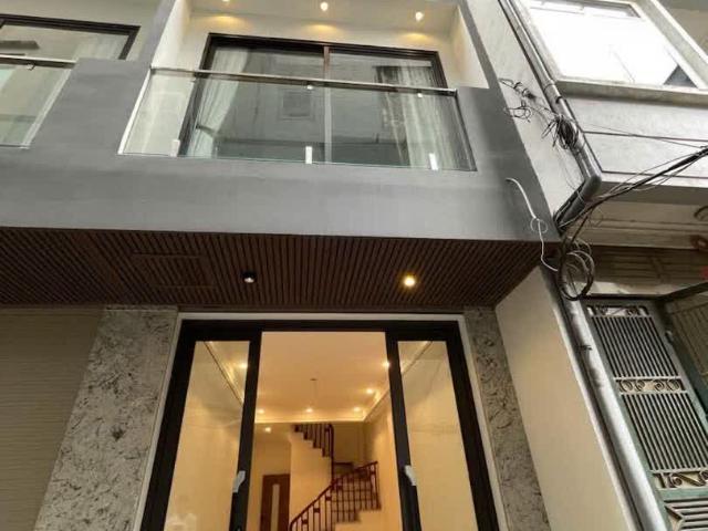 Nhà bán tại Hoàn Kiếm, Hà Nội