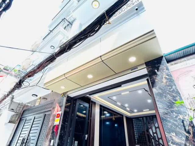 Nhà bán tại Hoàn Kiếm, Hà Nội