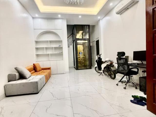 Nhà bán tại Hoàn Kiếm, Hà Nội