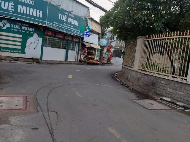 Nhà bán tại Khuôn viên UBND Thành phố Hồ Chí Minh, Thành phố Hồ Chí Minh