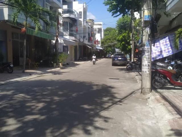 Nhà mặt phố bán tại Gia Lai