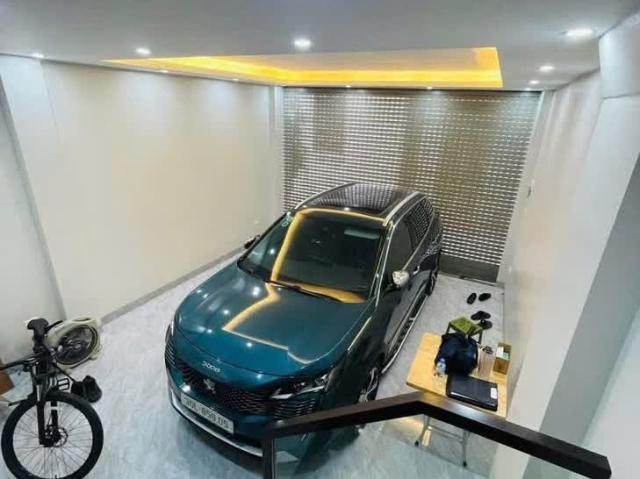 Nhà mặt phố bán tại Hoàn Kiếm, Hà Nội