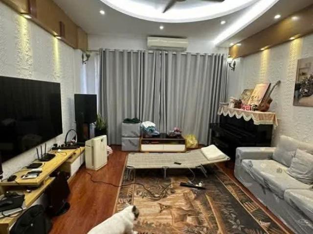 Nhà mặt phố bán tại Hoàn Kiếm, Hà Nội