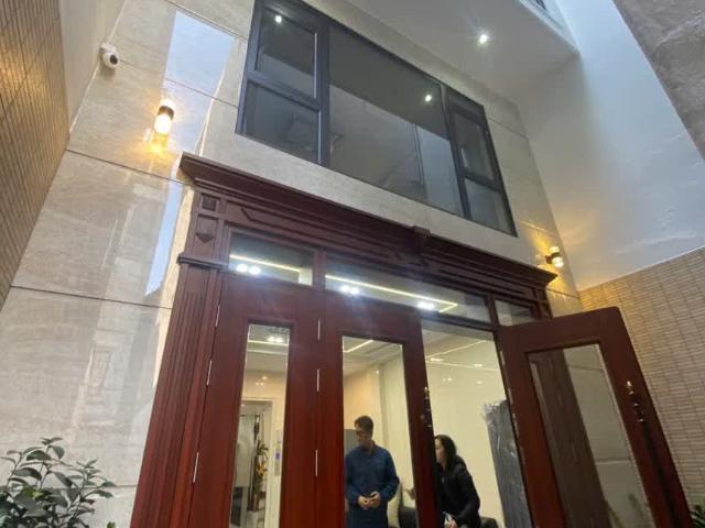 Nhà bán tại Hoàn Kiếm, Hà Nội
