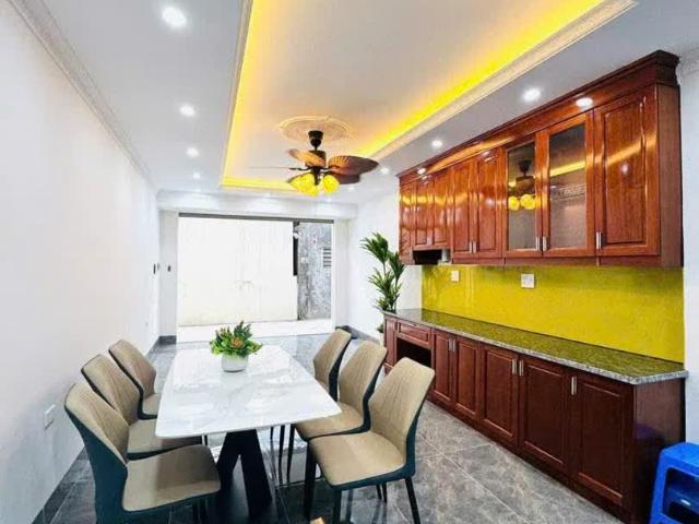 Nhà bán tại Hoàn Kiếm, Hà Nội