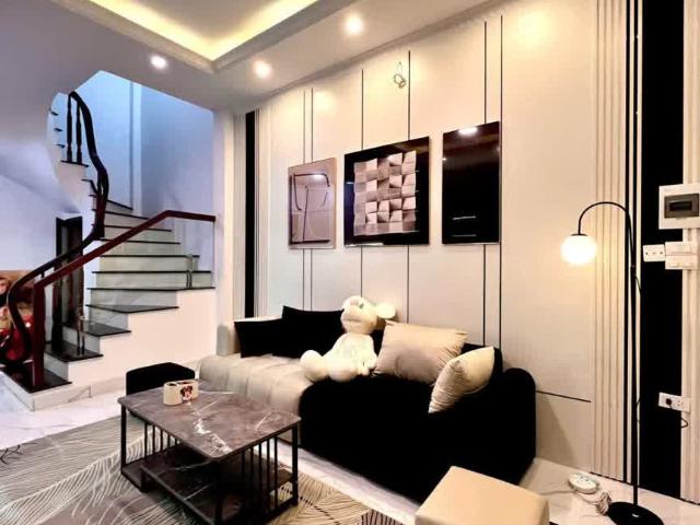 Nhà bán tại Hoàn Kiếm, Hà Nội