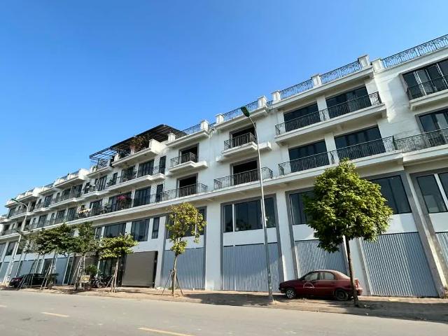 Nhà mặt phố bán tại Hoàn Kiếm, Hà Nội