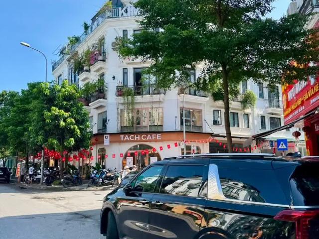 Nhà mặt phố bán tại Hoàn Kiếm, Hà Nội