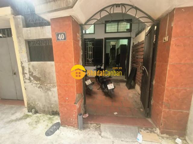 Nhà mặt phố bán