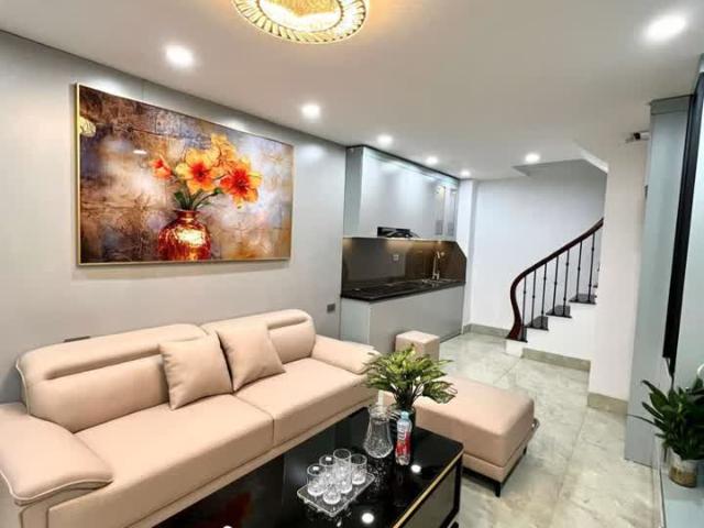 Nhà bán tại Hoàn Kiếm, Hà Nội