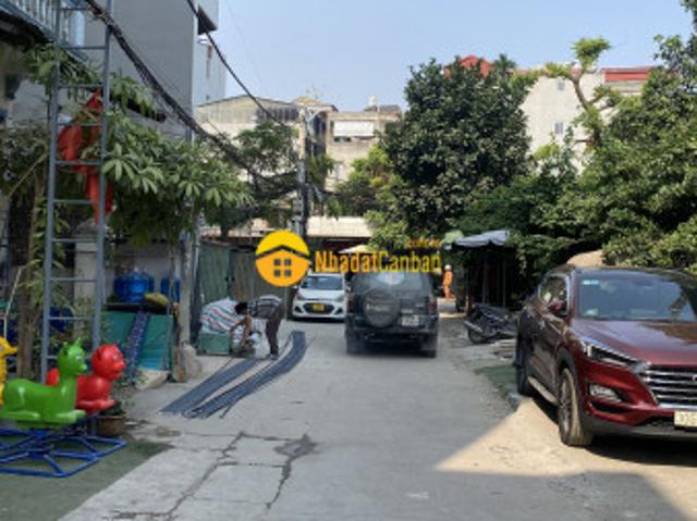 Nhà mặt phố bán