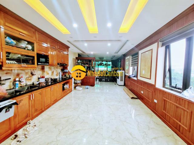 Nhà mặt phố bán