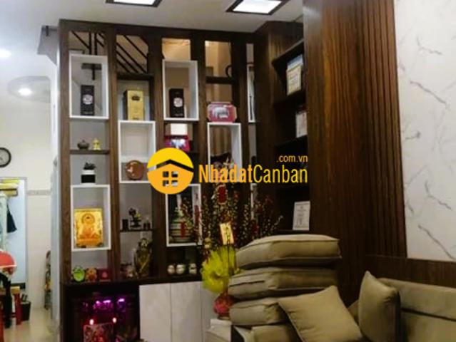 Nhà mặt phố bán