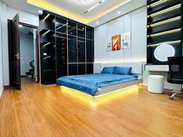 Nhà bán tại Hoàn Kiếm, Hà Nội