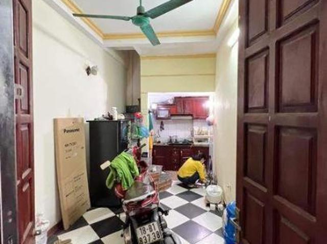 Nhà mặt phố bán tại Hoàn Kiếm, Hà Nội