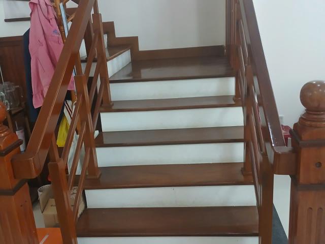 Nhà mặt phố bán
