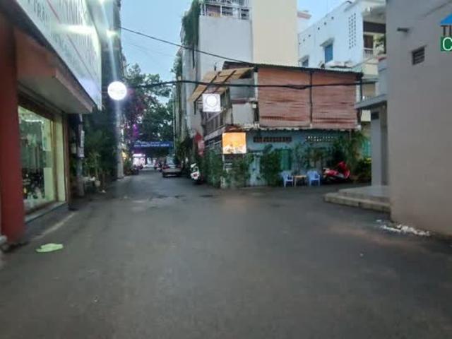 Nhà bán tại Khuôn viên UBND Thành phố Hồ Chí Minh, Thành phố Hồ Chí Minh