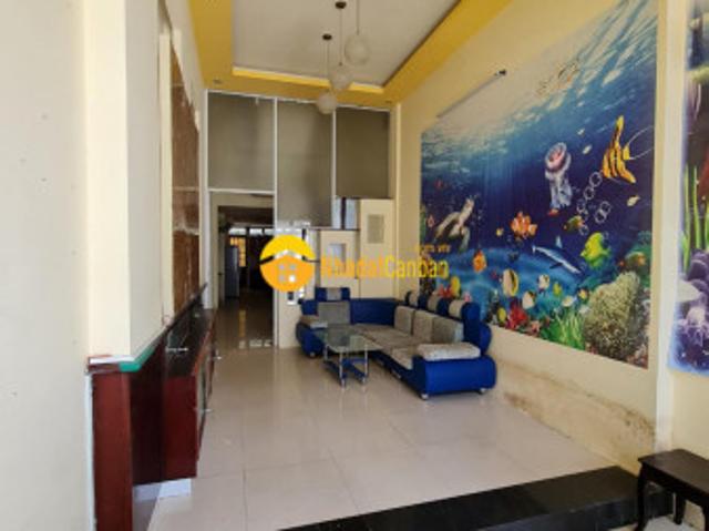 Nhà mặt phố bán