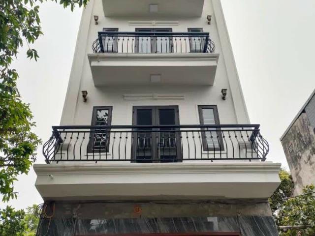 Nhà mặt phố bán tại Hoàn Kiếm, Hà Nội