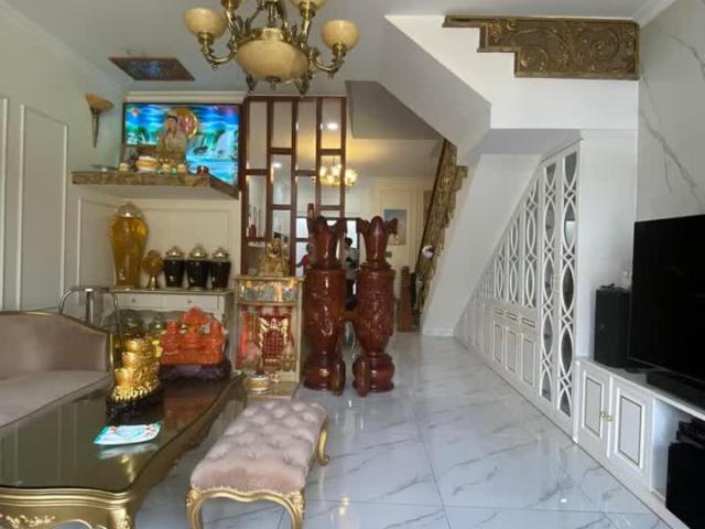 Biệt Thự bán tại Thủ Đức, Hồ Chí Minh