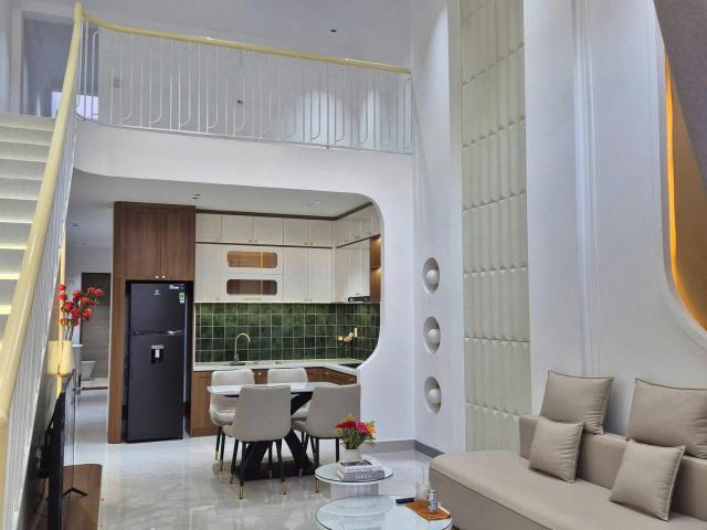 Nhà mặt phố bán