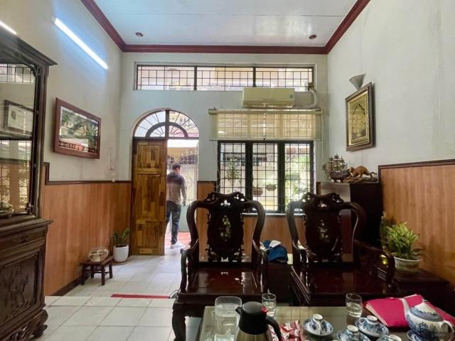 Nhà mặt phố bán