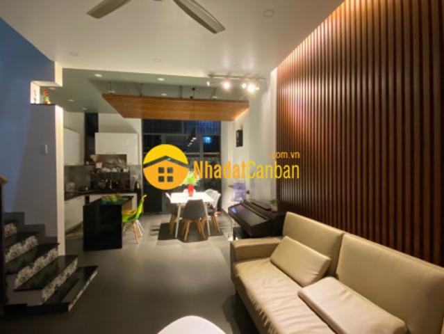 Nhà mặt phố bán