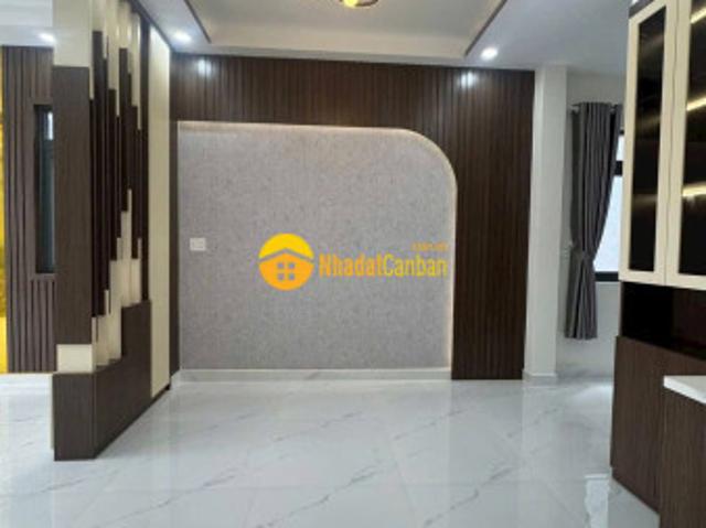 Nhà mặt phố bán
