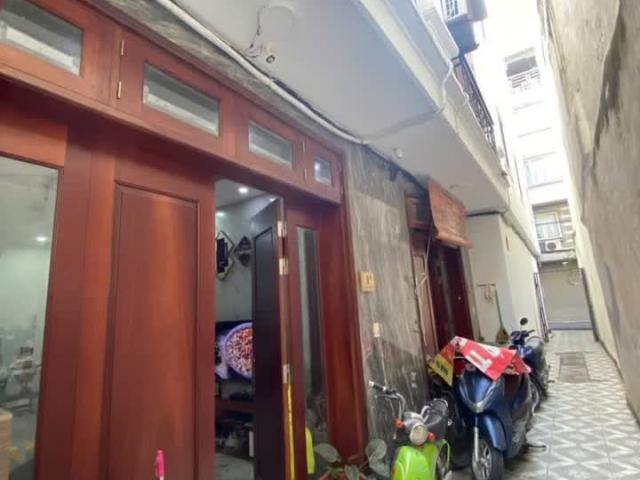 Nhà bán tại Hoàn Kiếm, Hà Nội