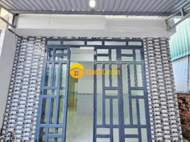 Nhà mặt phố bán