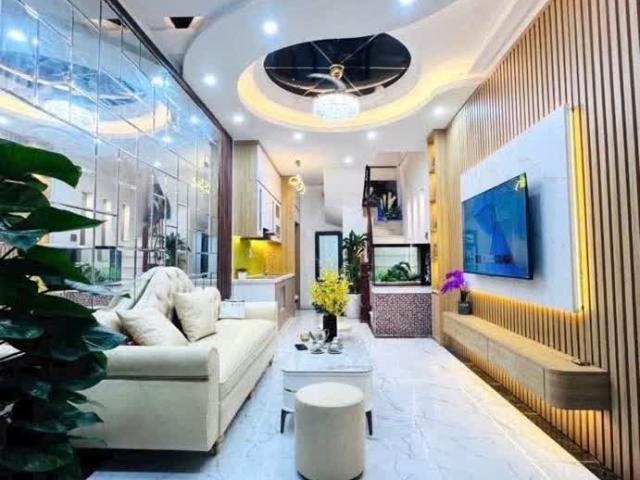 Nhà bán tại Hoàn Kiếm, Hà Nội