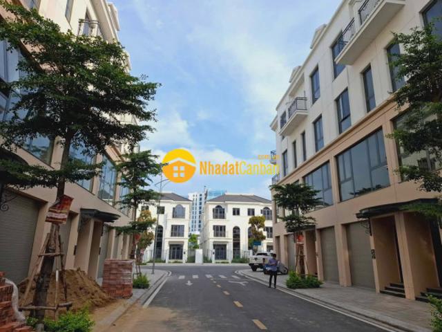 Nhà mặt phố bán